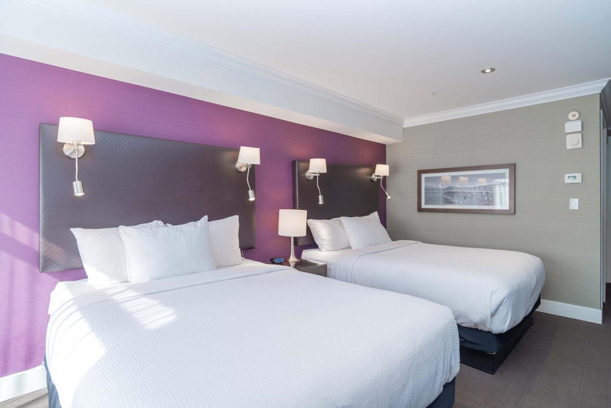 Sandman Signature Kamloops Hotel Exterior foto